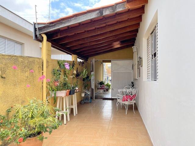 Casa à venda com 3 quartos, 180m² - Foto 18