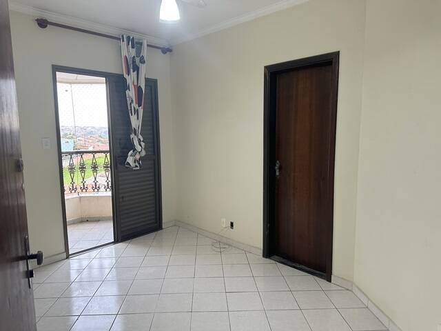 Apartamento à venda com 3 quartos, 99m² - Foto 7