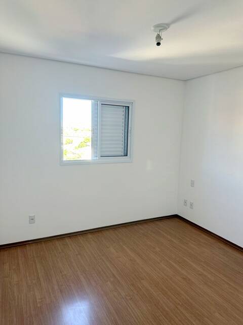 Apartamento à venda com 2 quartos, 65m² - Foto 17