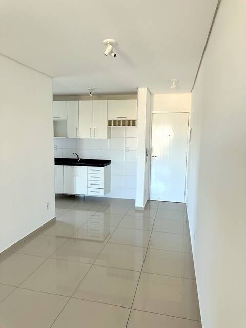 Apartamento à venda com 2 quartos, 65m² - Foto 22