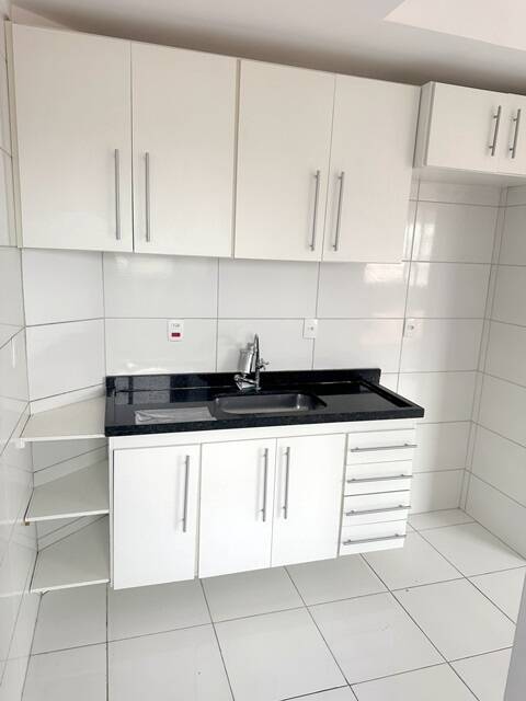 Apartamento à venda com 2 quartos, 65m² - Foto 17