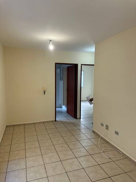 Apartamento à venda com 2 quartos, 60m² - Foto 3