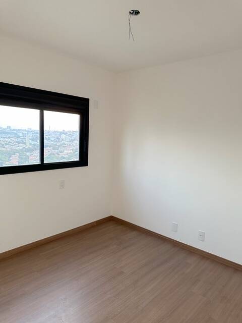 Apartamento à venda com 3 quartos, 107m² - Foto 15