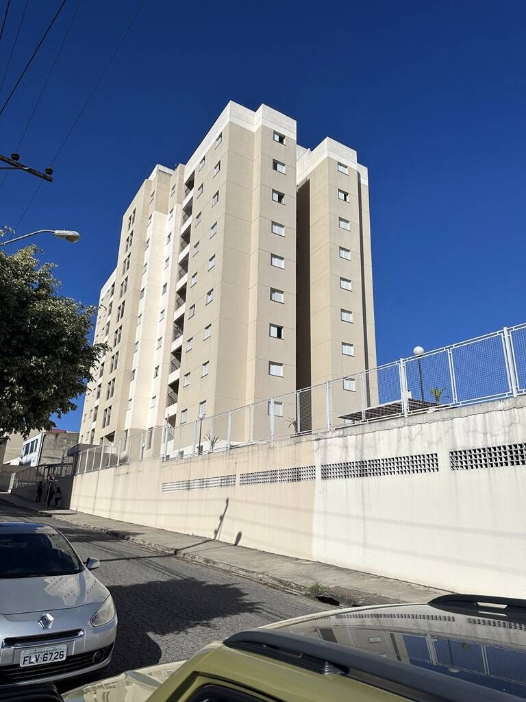 Apartamento à venda com 3 quartos, 67m² - Foto 2