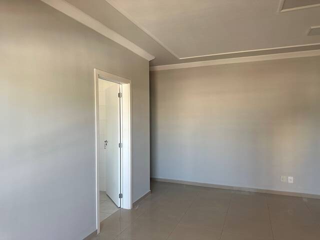 Apartamento para alugar com 2 quartos, 68m² - Foto 6