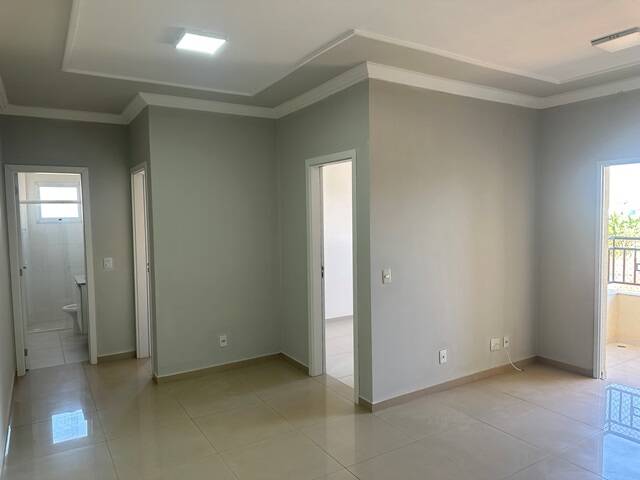 Apartamento para alugar com 2 quartos, 68m² - Foto 2