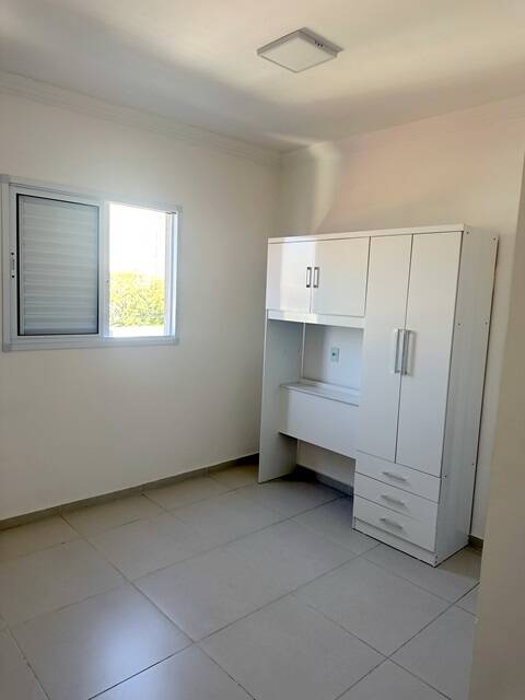 Apartamento para alugar com 2 quartos, 68m² - Foto 8