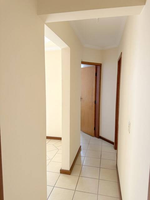 Apartamento à venda com 2 quartos, 65m² - Foto 8