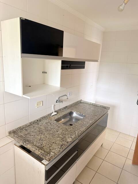 Apartamento à venda com 2 quartos, 65m² - Foto 14