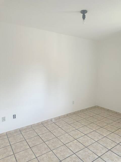 Apartamento para alugar com 2 quartos, 80m² - Foto 11