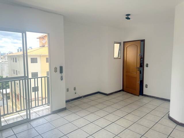 Apartamento para alugar com 2 quartos, 80m² - Foto 1