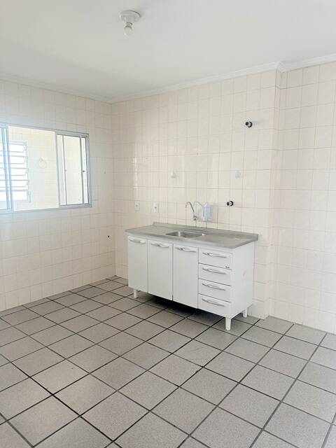 Apartamento para alugar com 2 quartos, 80m² - Foto 7