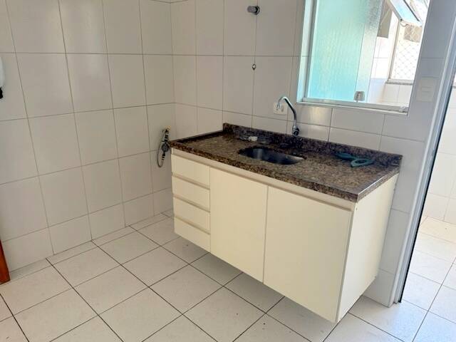 Apartamento para alugar com 2 quartos, 62m² - Foto 11